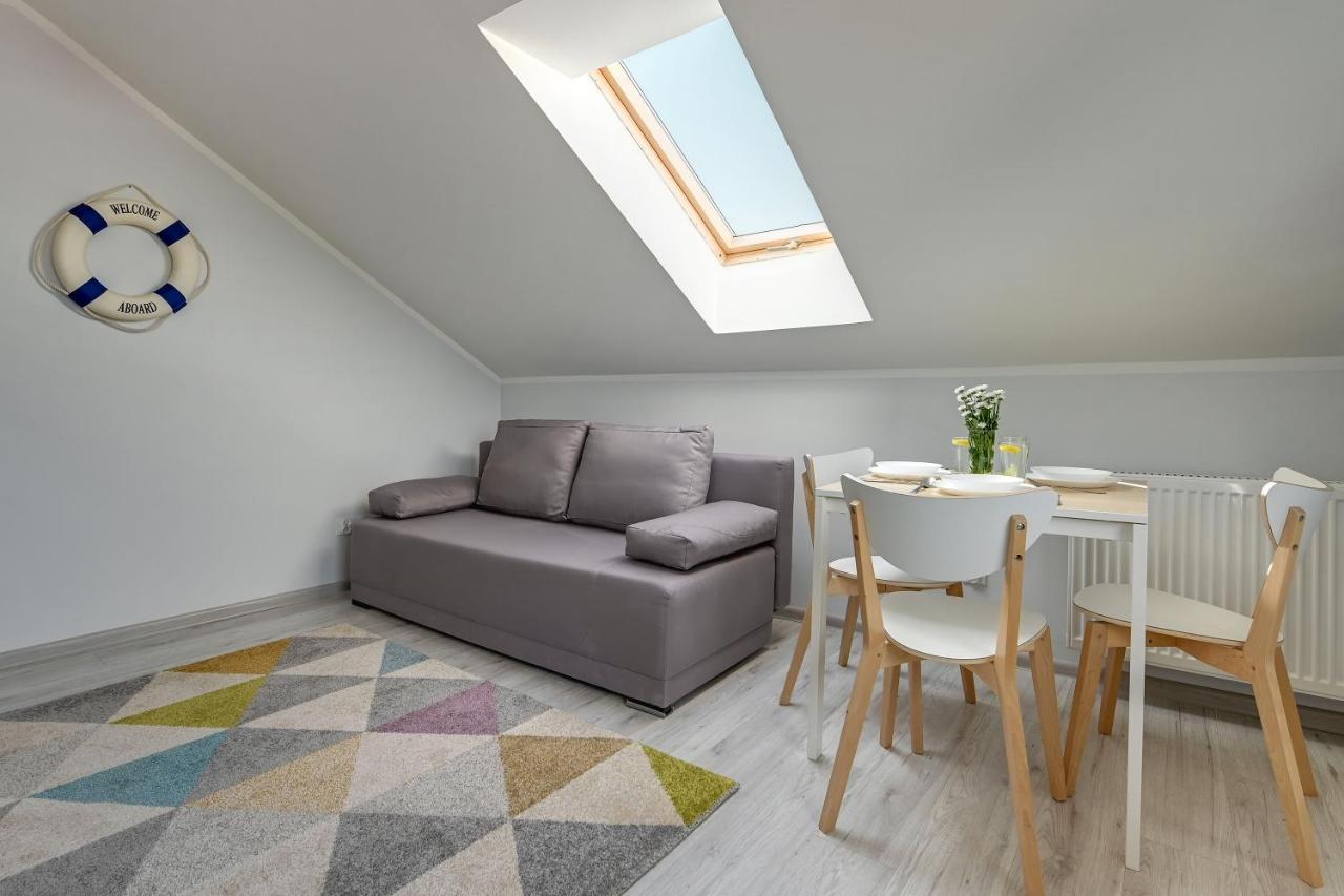 Jastrzębia Góra Wypocznij Apartamenty מראה חיצוני תמונה