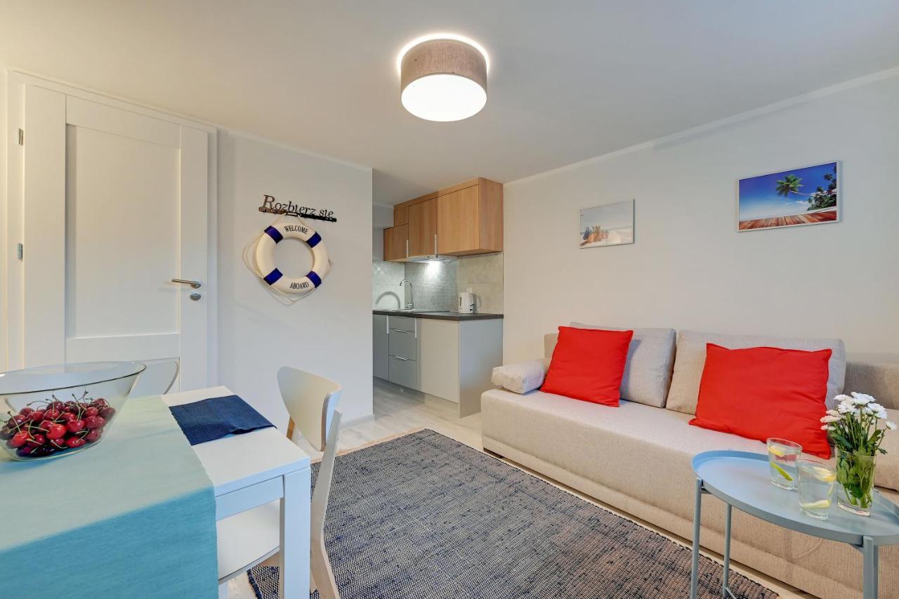 Jastrzębia Góra Wypocznij Apartamenty מראה חיצוני תמונה